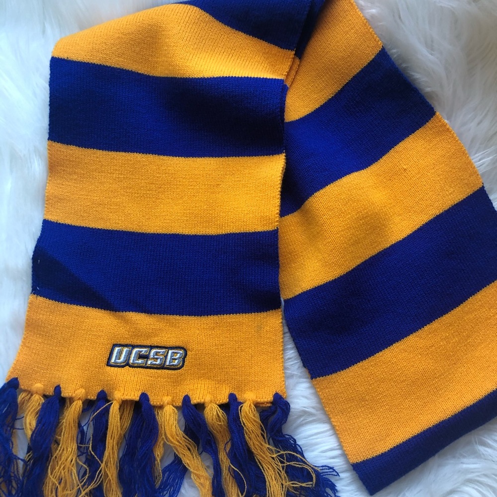UCSB Scarf